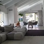 Luxury & Private - Rio Botteniga