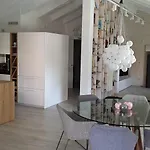 Luxury & Private - Rio Botteniga Apartment *