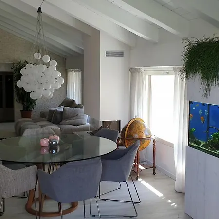 Luxury & Private - Rio Botteniga *