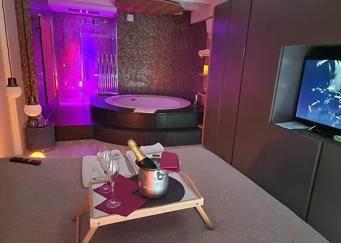 Luxury & Private - Rio Botteniga *